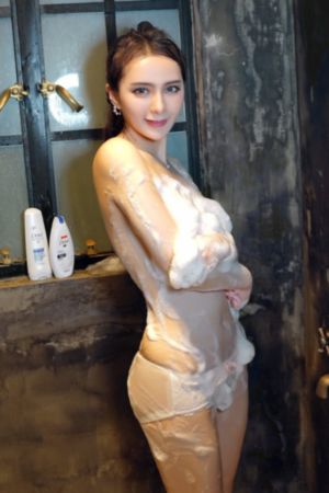 蛋糕上的草莓