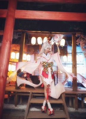 毫不神圣